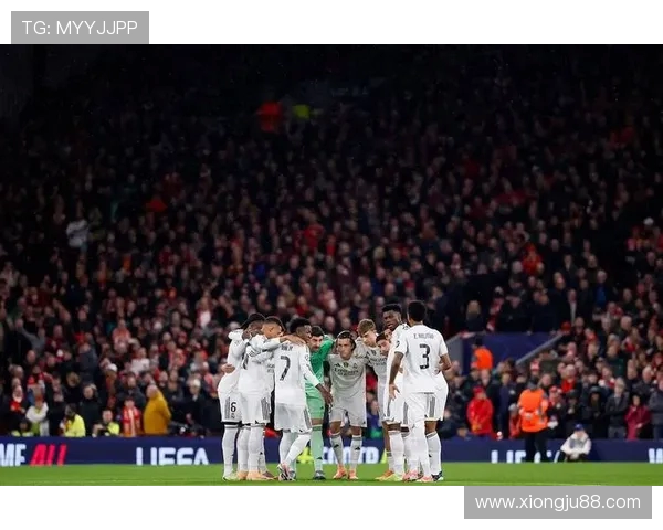 AC米兰迎战利兹联期待精彩对决球迷热情高涨盼球队再创佳绩