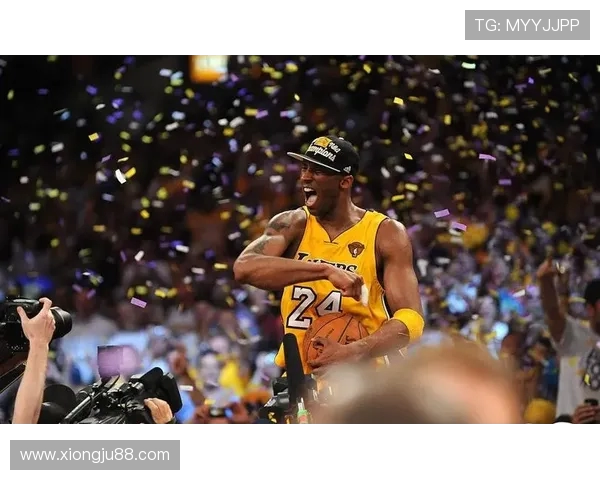 科比传奇：从篮球场上的黑曼巴到全球偶像的心路历程与影响力