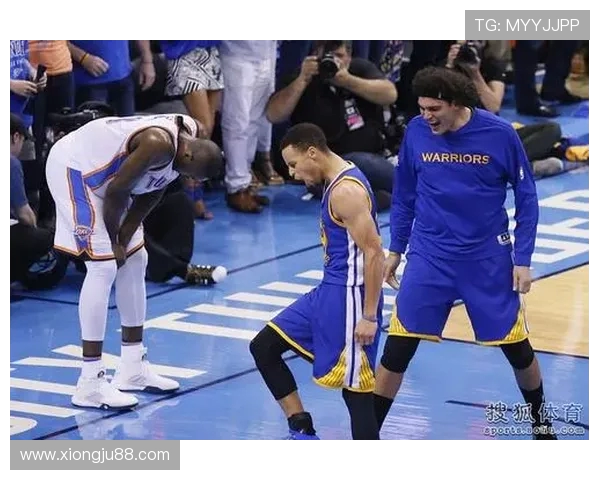 雷霆勇士西部决赛第六场激战回顾与精彩瞬间分析