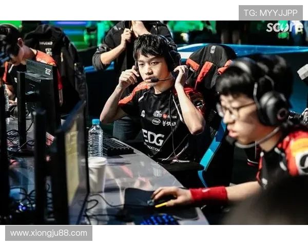 和平精英战术解析:深入探讨EDG战队的盯防策略与执行技巧 和平精英战术解析:深入探讨EDG战队的盯防策略与执行技巧