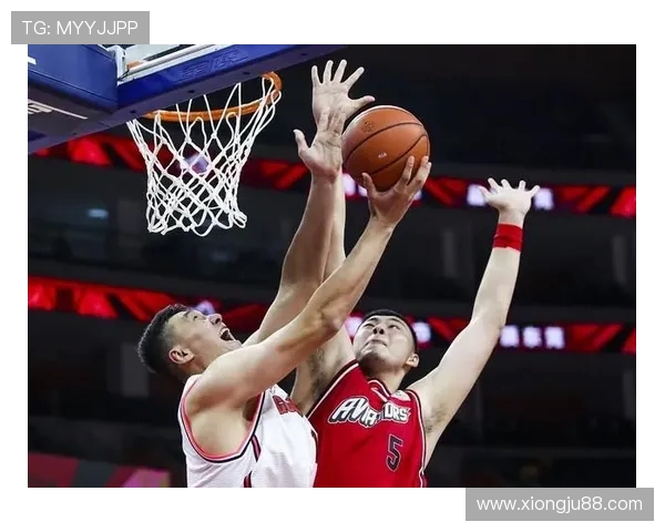 深圳篮球队防反战术解析助力球队在赛场上逆转局势